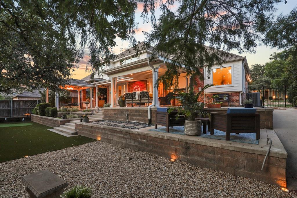Whispering Oaks Nrh - Residential