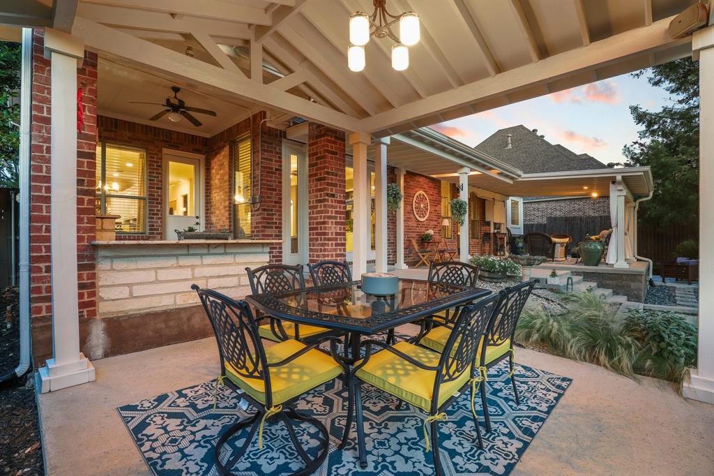 Whispering Oaks Nrh - Residential