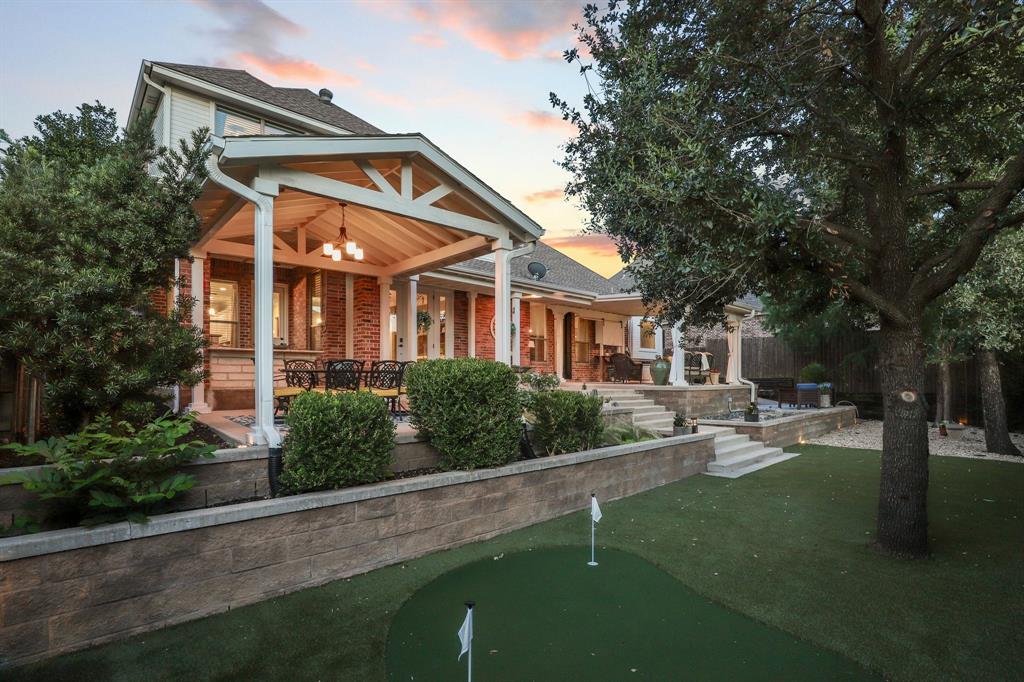 Whispering Oaks Nrh - Residential