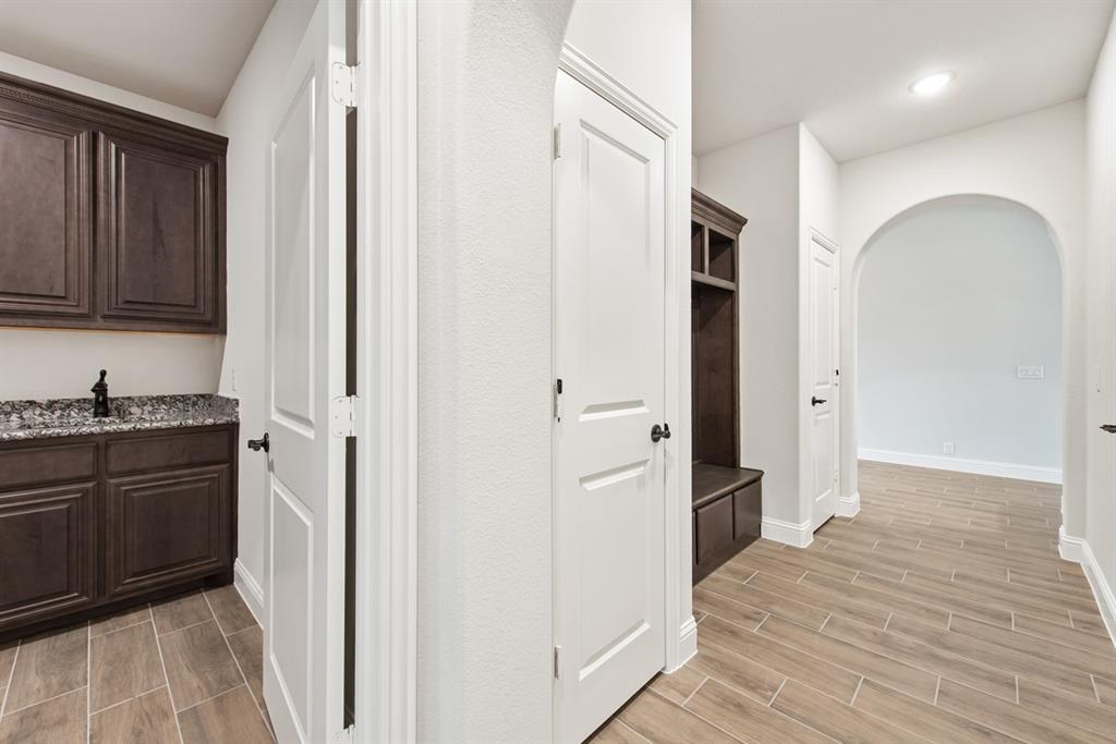 Somerset III - Residential