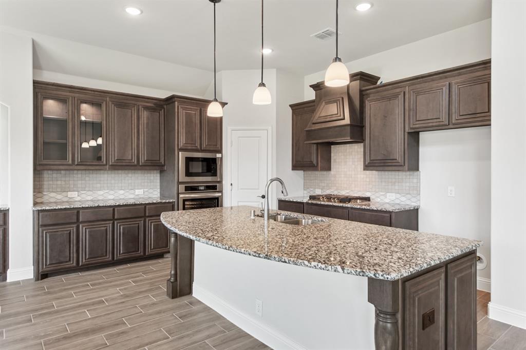 Somerset III - Residential
