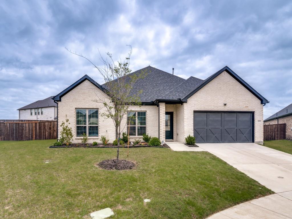 Lakepointe - Residential