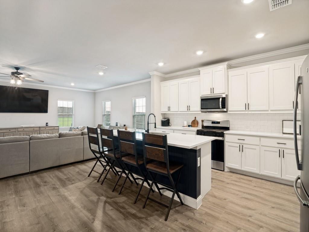 Lakepointe - Residential