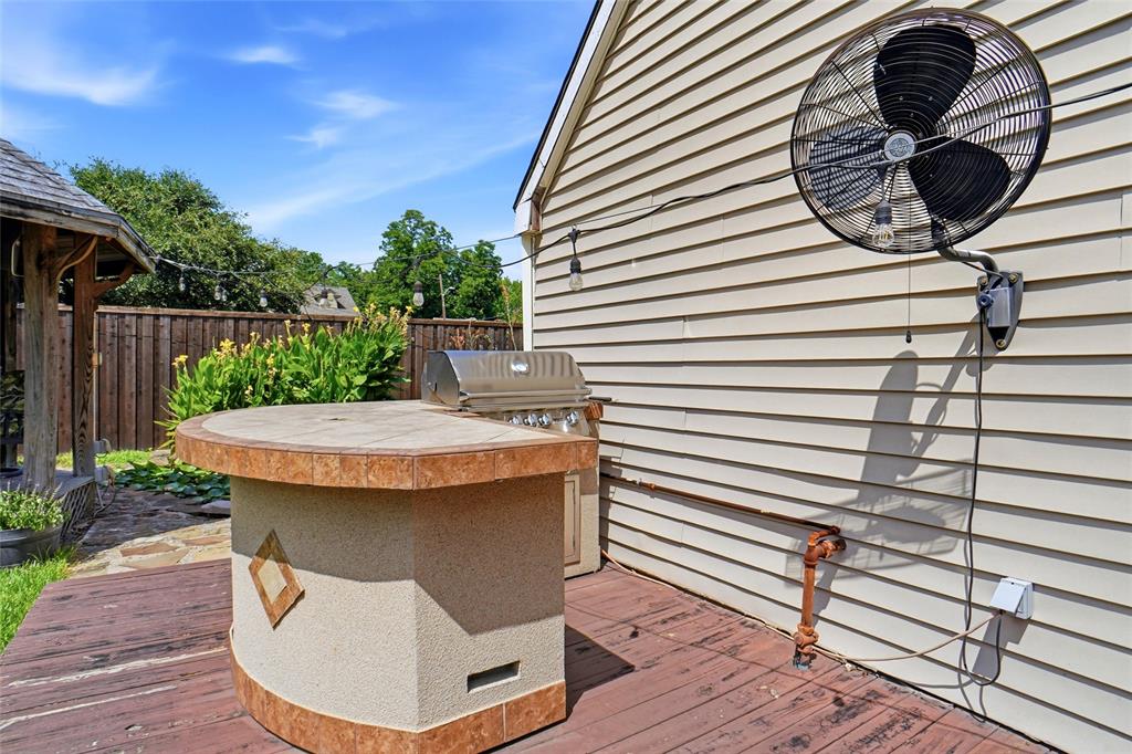 Junius Heights - Residential
