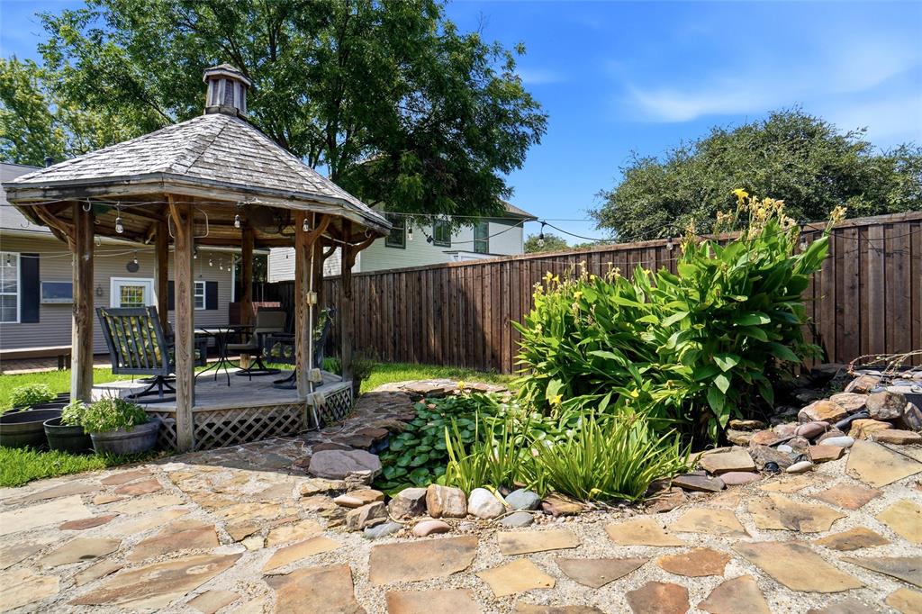 Junius Heights - Residential