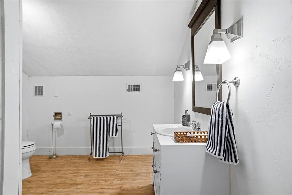 Junius Heights - Residential