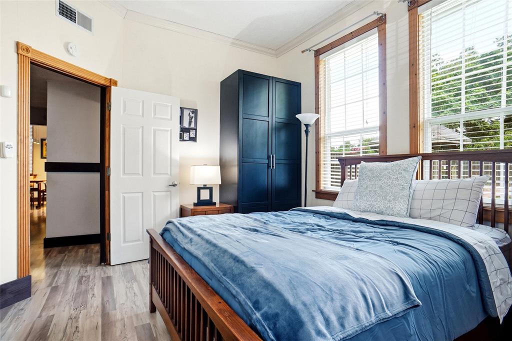 Junius Heights - Residential