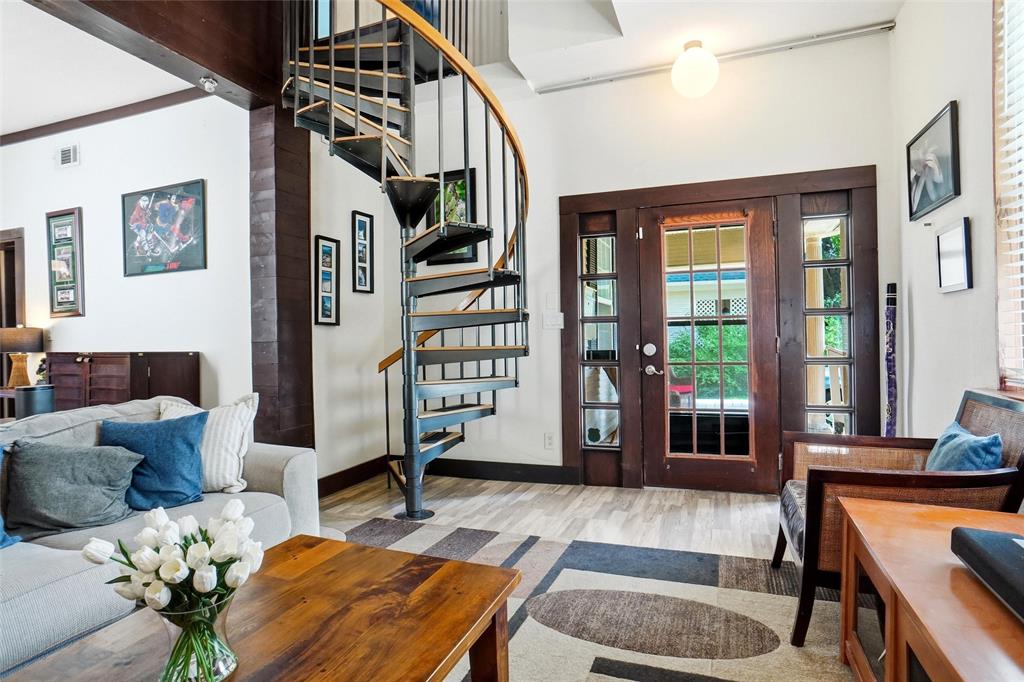 Junius Heights - Residential