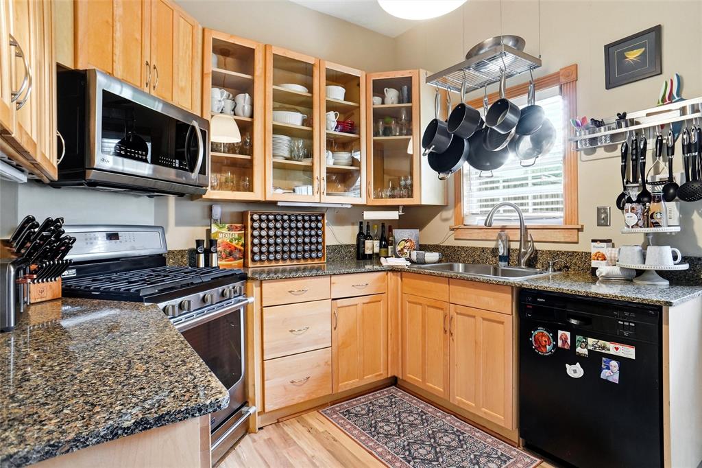 Junius Heights - Residential