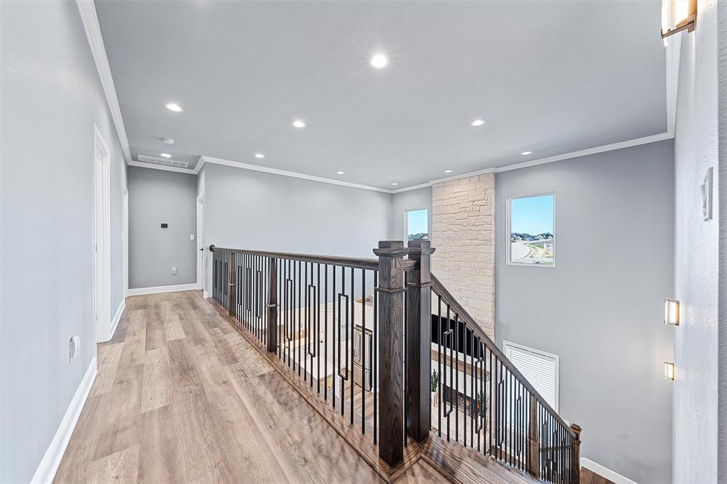 Creekside - Residential