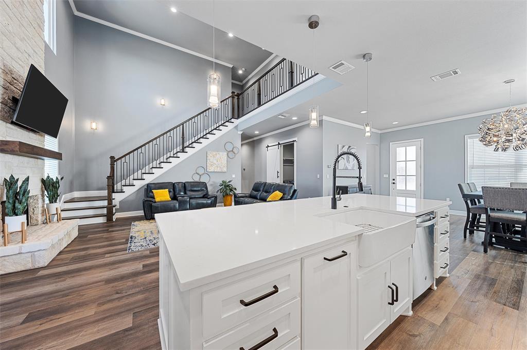 Creekside - Residential