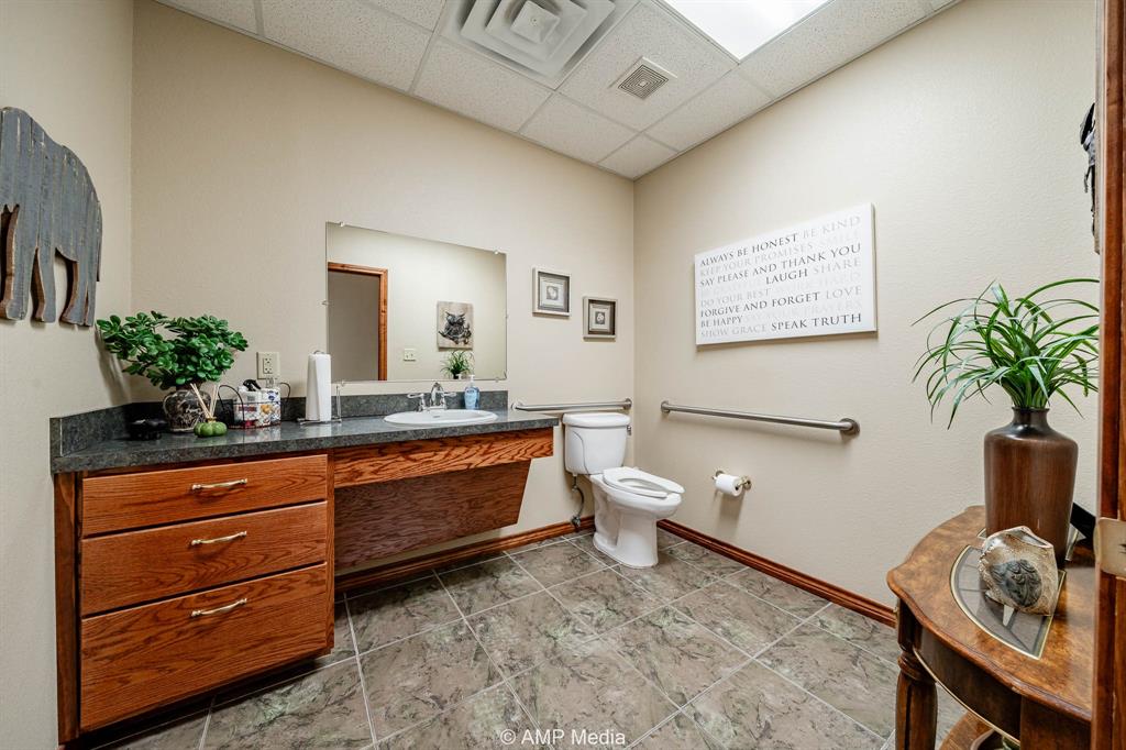 Original Stamford - Commercial Sale