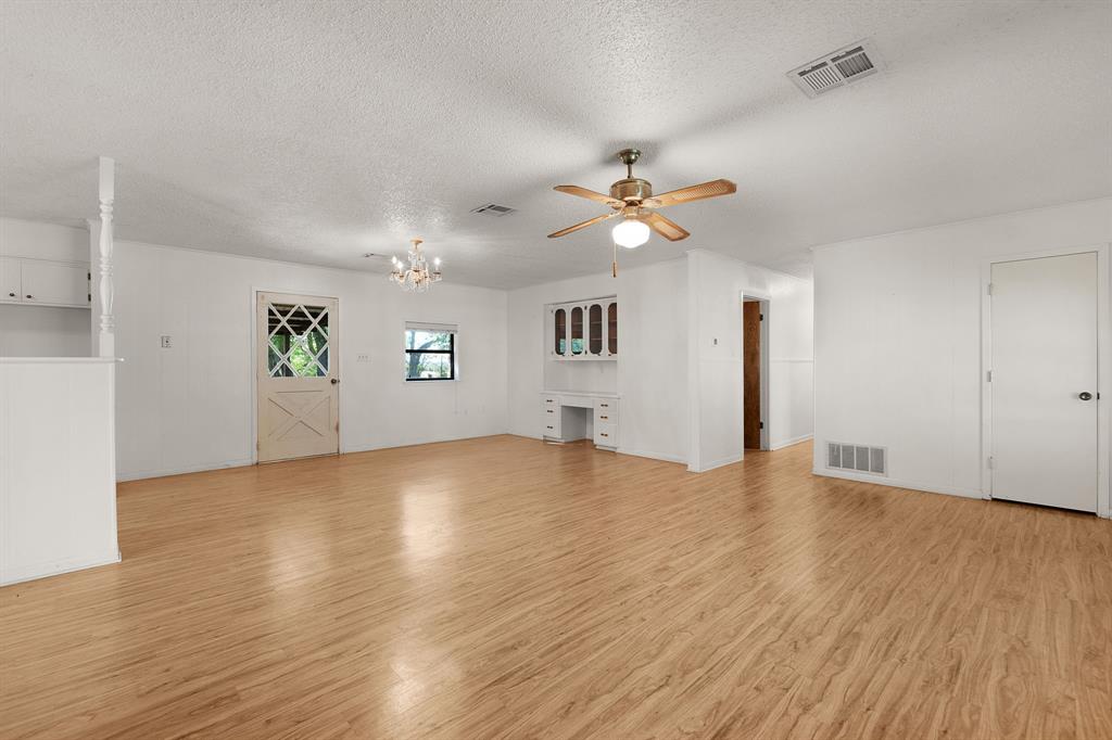 A G Moore - Residential