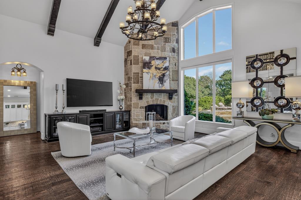 Bella Lago - Residential