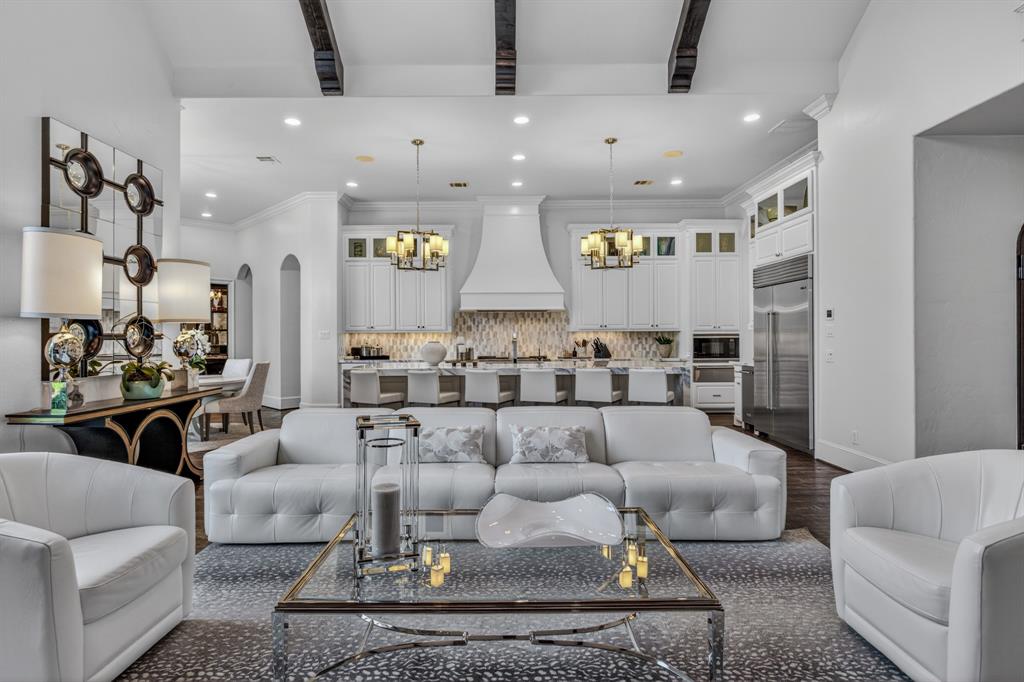Bella Lago - Residential