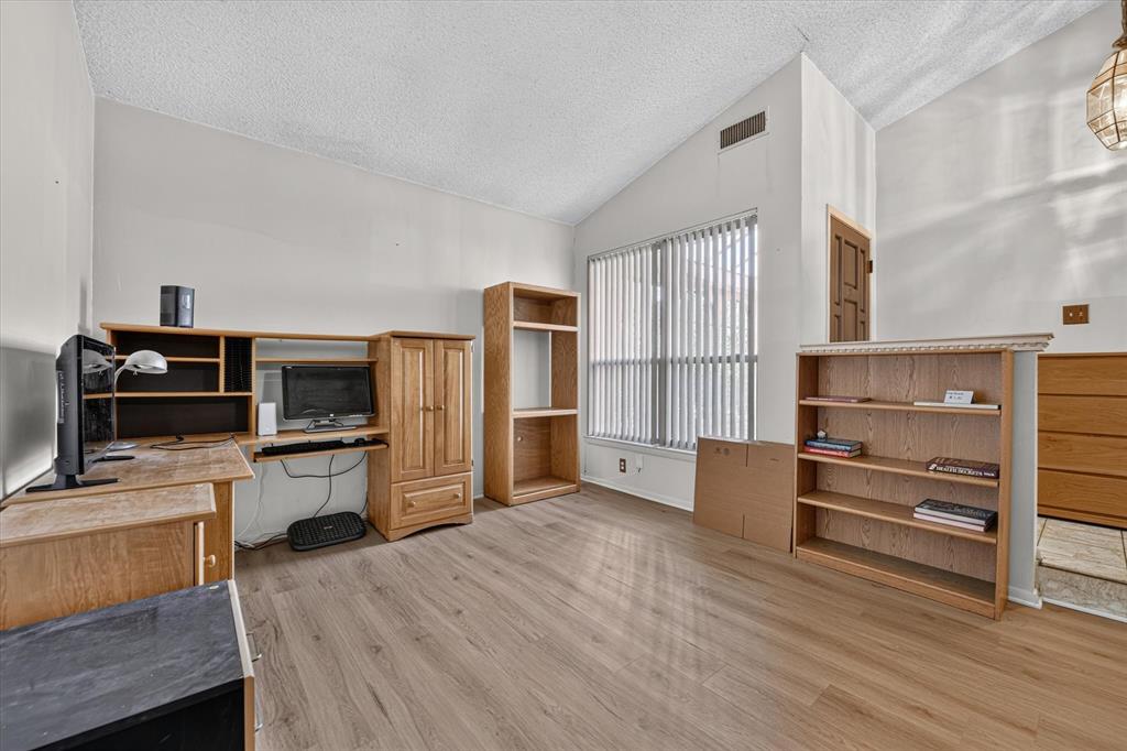 Meadowbrook East Add - Residential