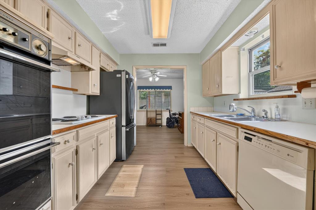 Meadowbrook East Add - Residential