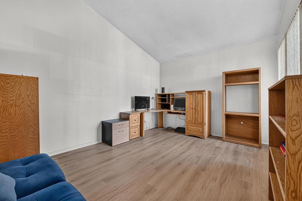Meadowbrook East Add - Residential