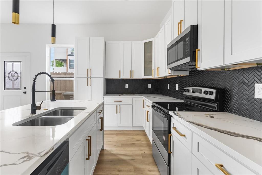 Ervay Place - Residential