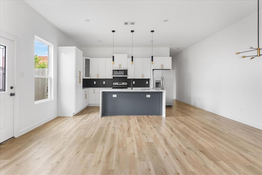 Ervay Place - Residential