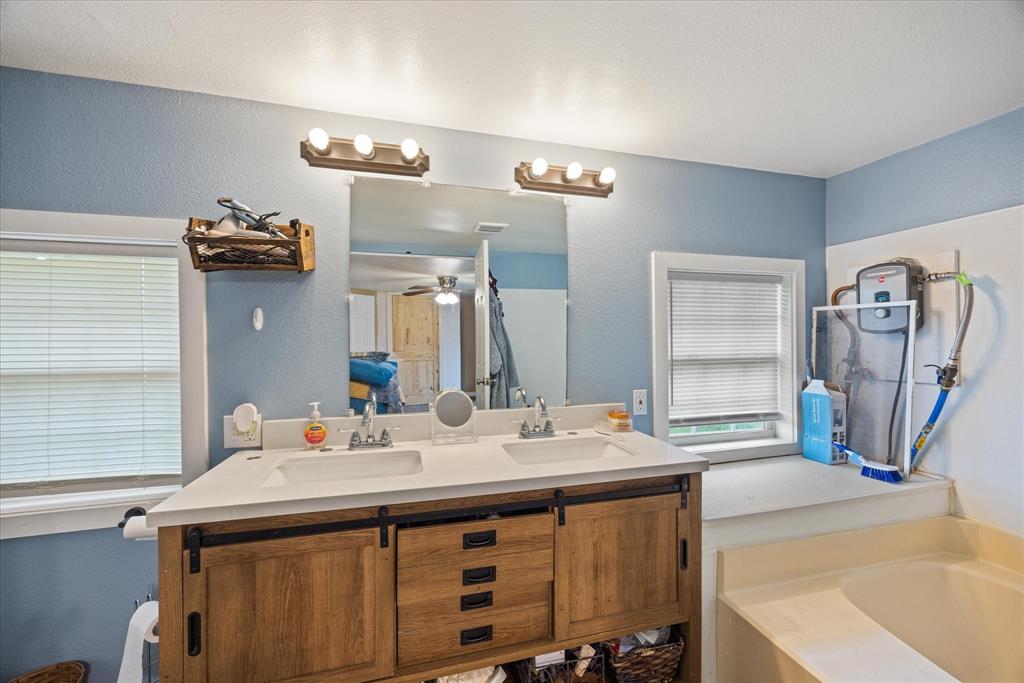 Bentley-Freas - Residential