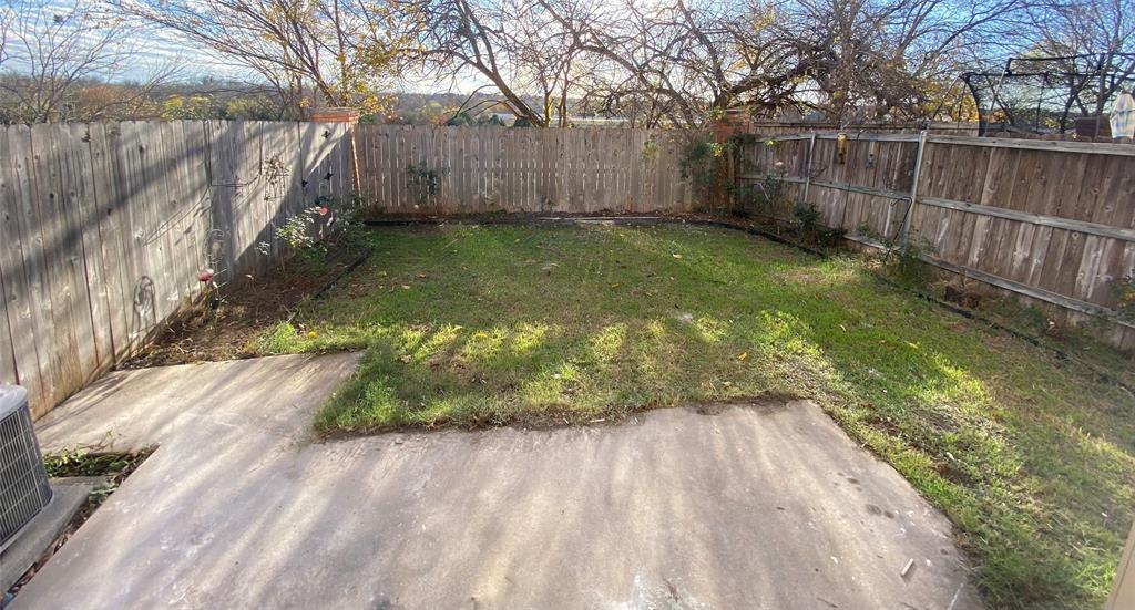 Country Club Pl-Rev - Residential