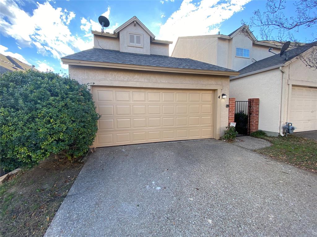 Country Club Pl-Rev - Residential