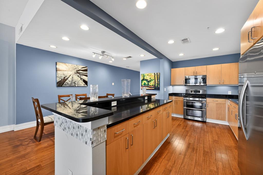 Aventura Condos - Residential