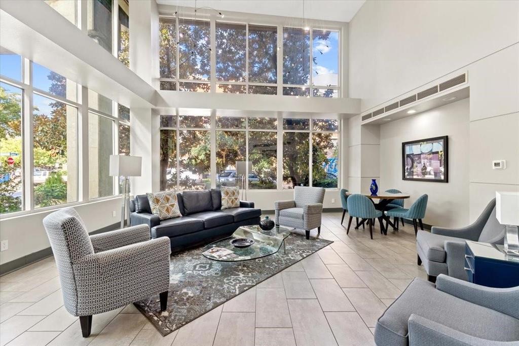 Aventura Condos - Residential