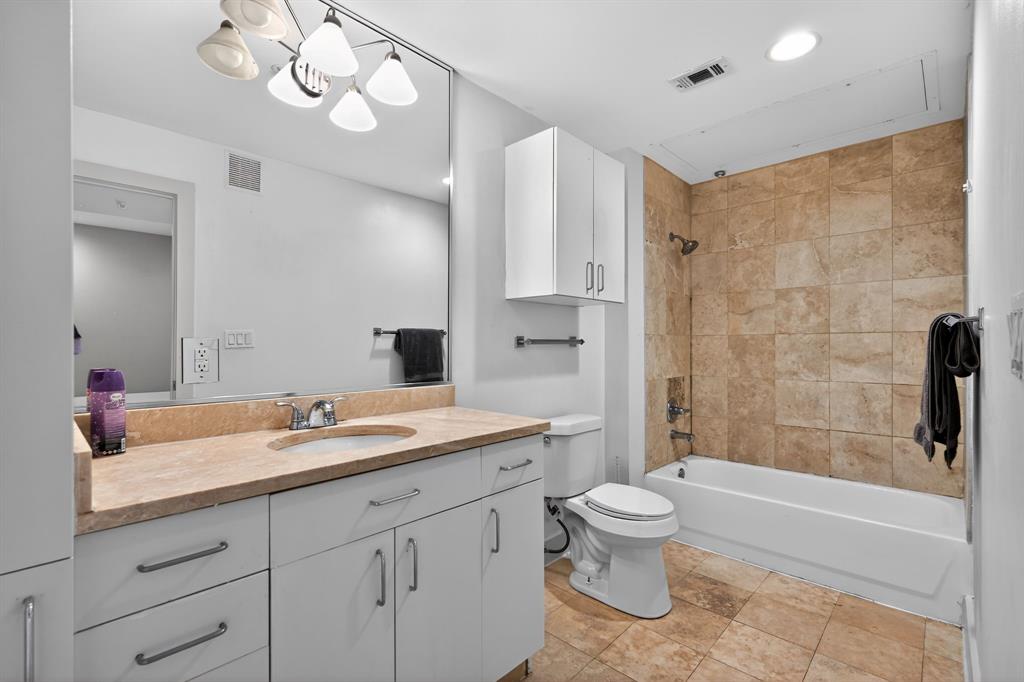 Aventura Condos - Residential