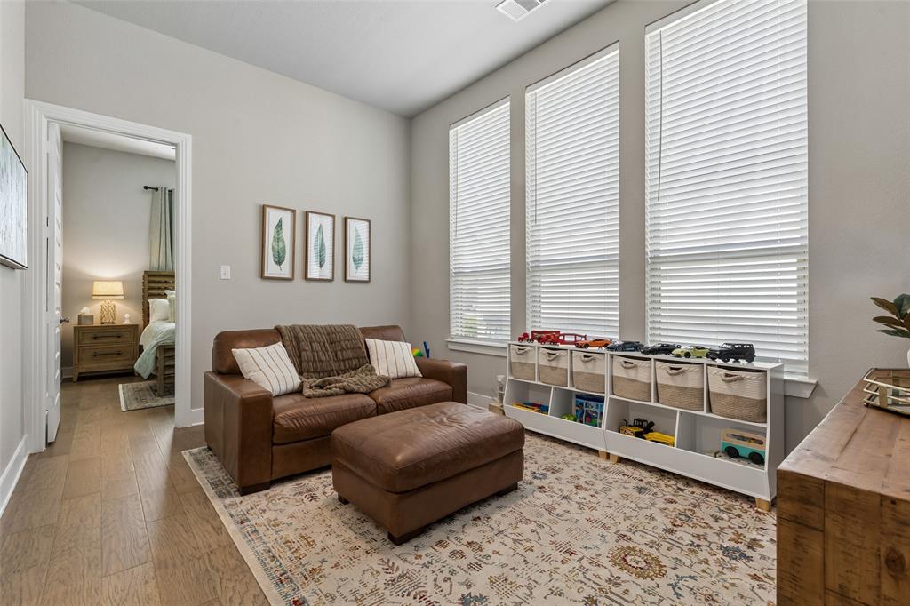 Devonshire - Residential