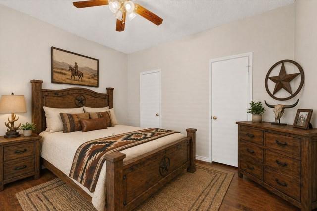 Oaks Of Lakewood Condo - Residential