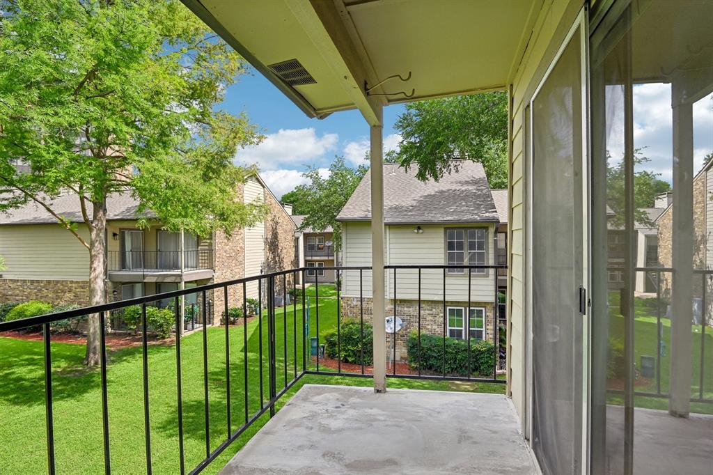 Prestonwood Green Condos - Residential