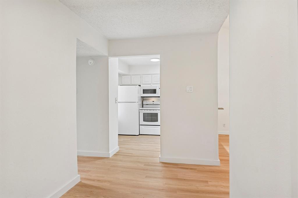 Prestonwood Green Condos - Residential