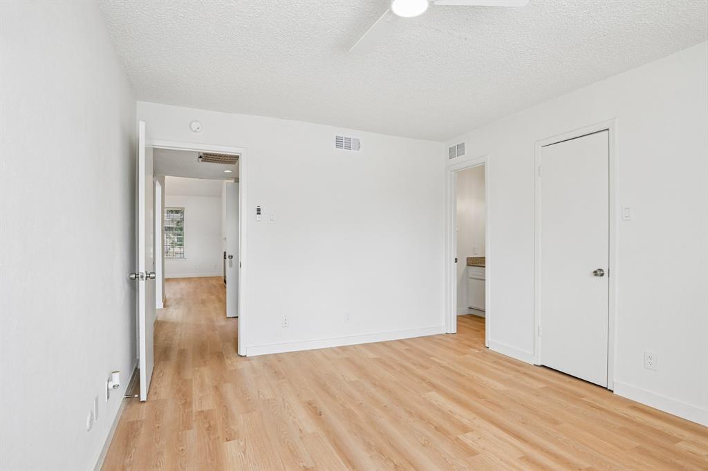Prestonwood Green Condos - Residential