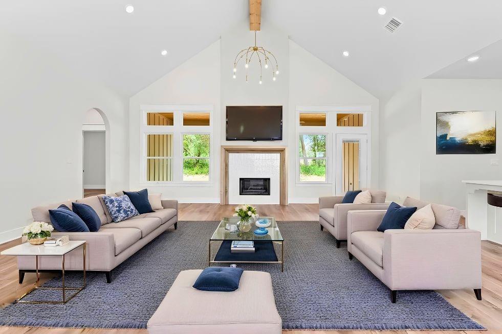 Woodcrest - Residential