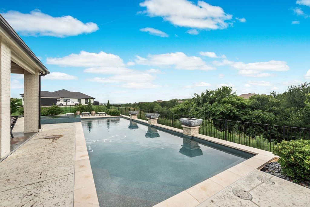 Bella Crossing - Residential