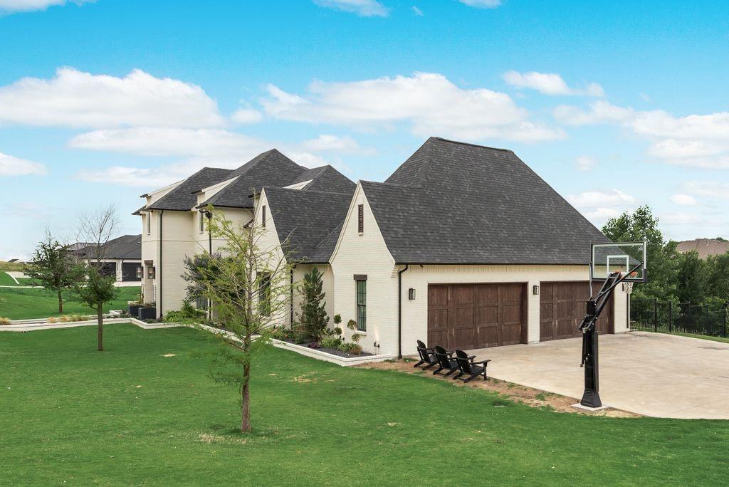 Bella Crossing - Residential