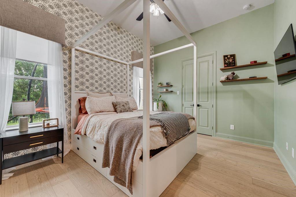 Bella Crossing - Residential