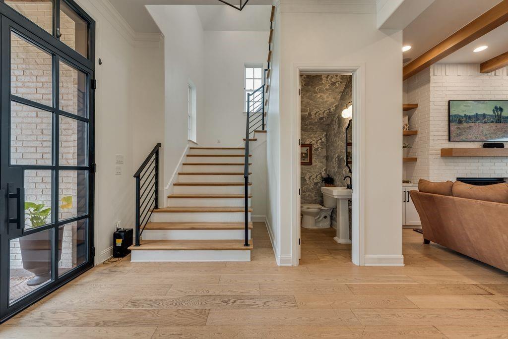 Bella Crossing - Residential