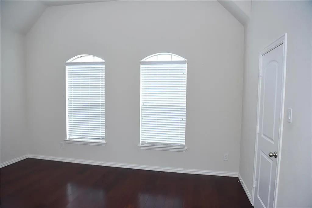 Emerald Vly Ph 2 - Residential Lease