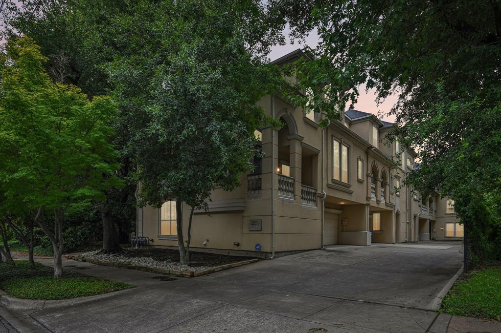 Villaggio Add - Residential