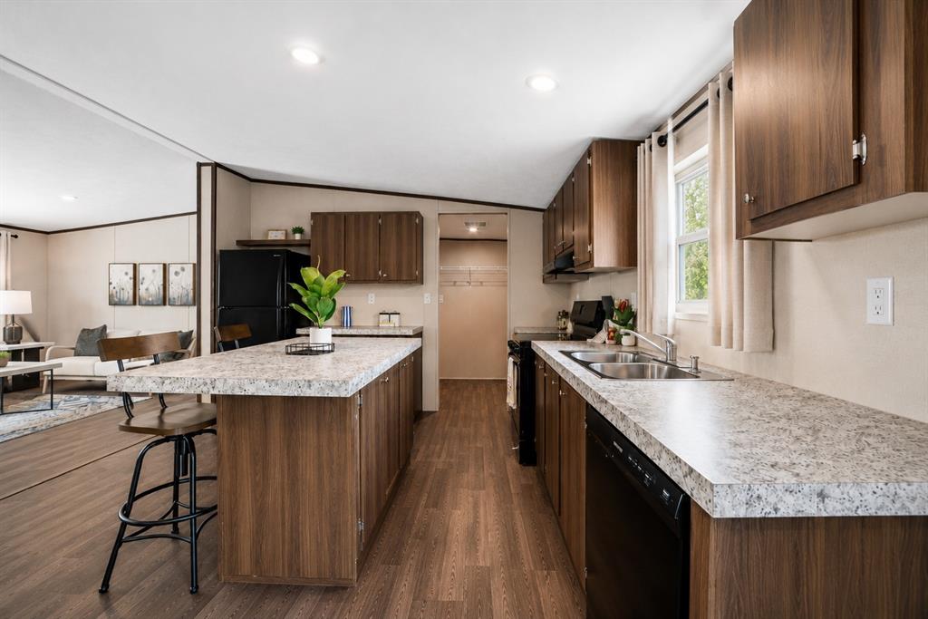 Silver Spurs Ranch - Residential