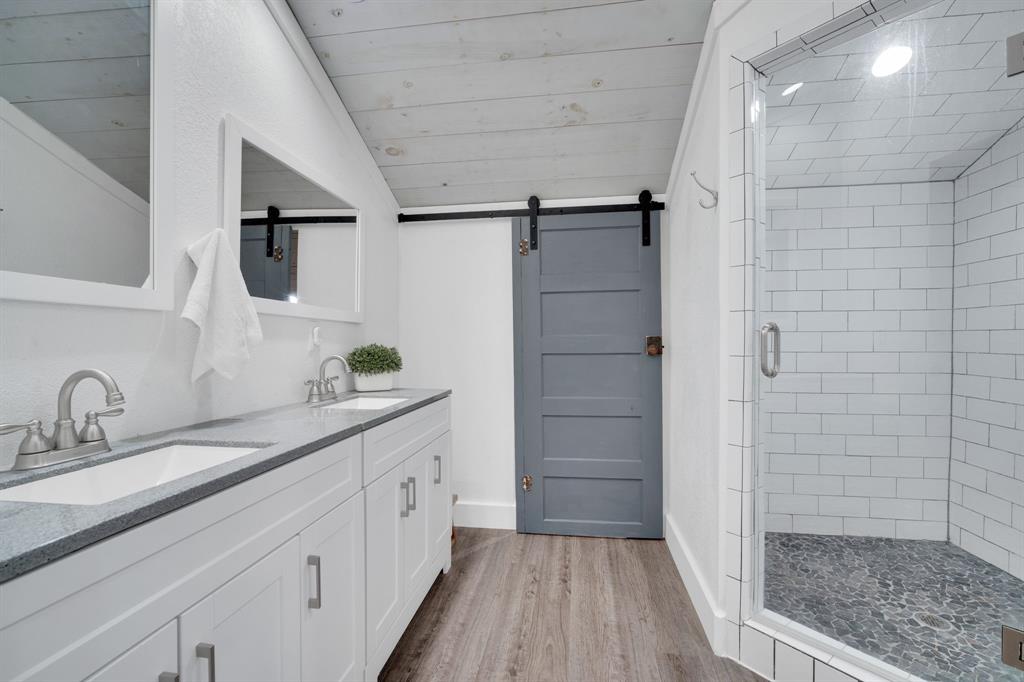 M T Flaherty - Residential