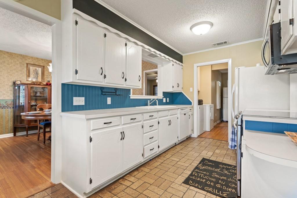 Hideaway Lake - Residential
