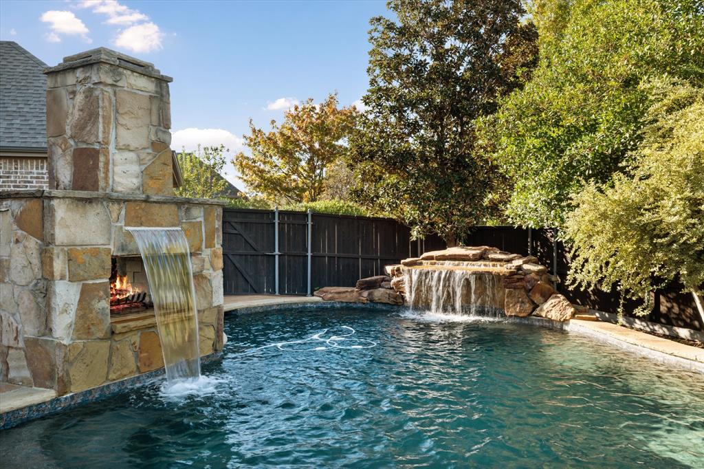 Starcreek Ph One - Residential Lease