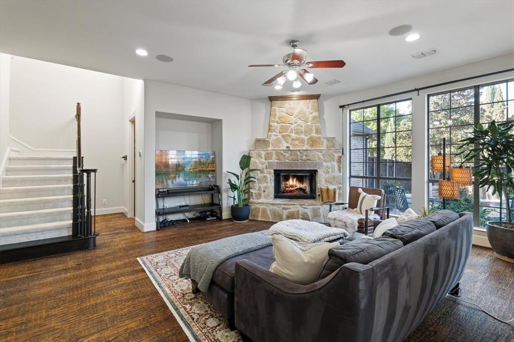 Starcreek Ph One - Residential Lease