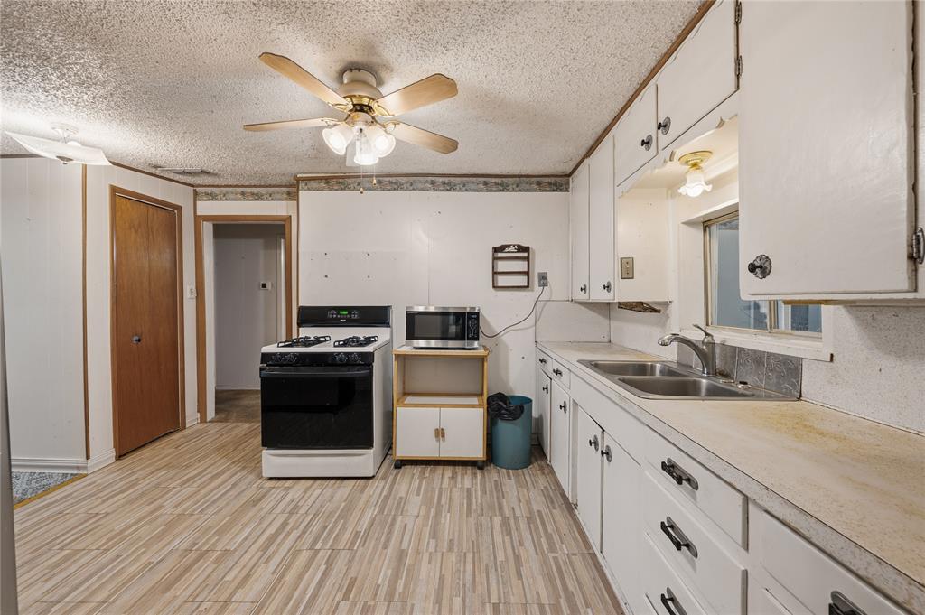 Lake Worth Leases Add - Residential