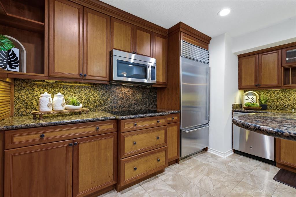 Bonaventure Condo - Residential