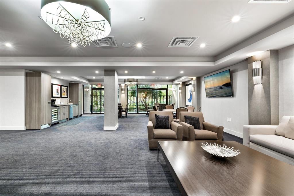 Bonaventure Condo - Residential
